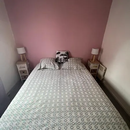 Grand F3 Vue Centre Proche Commerces Apartmán *