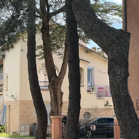 Grand F3 Vue Centre Proche Commerces *